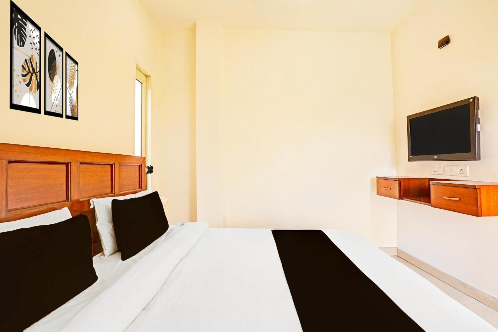 Super Hotel O Sector 45 Formerly Manyavar Chandīgarh Eksteriør billede