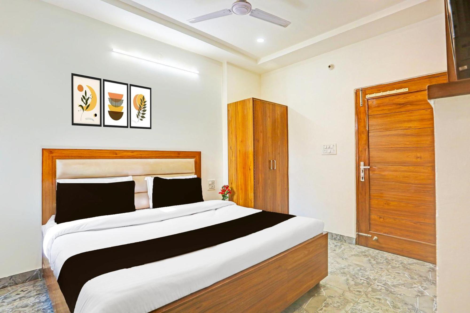 Super Hotel O Sector 45 Formerly Manyavar Chandīgarh Eksteriør billede